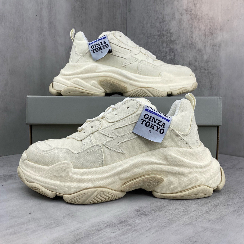 BALENCIAGA TRIPLE S