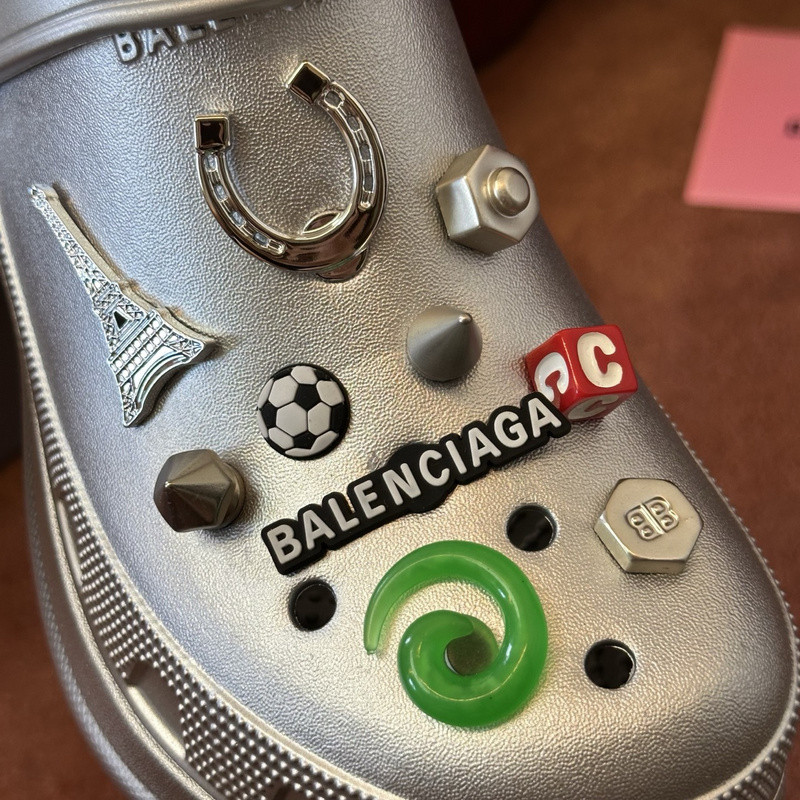 BALENCIAGA SLIDES