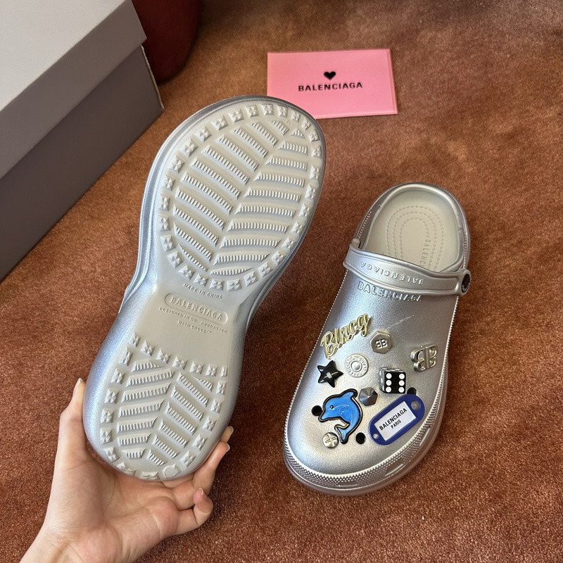 BALENCIAGA SLIDES