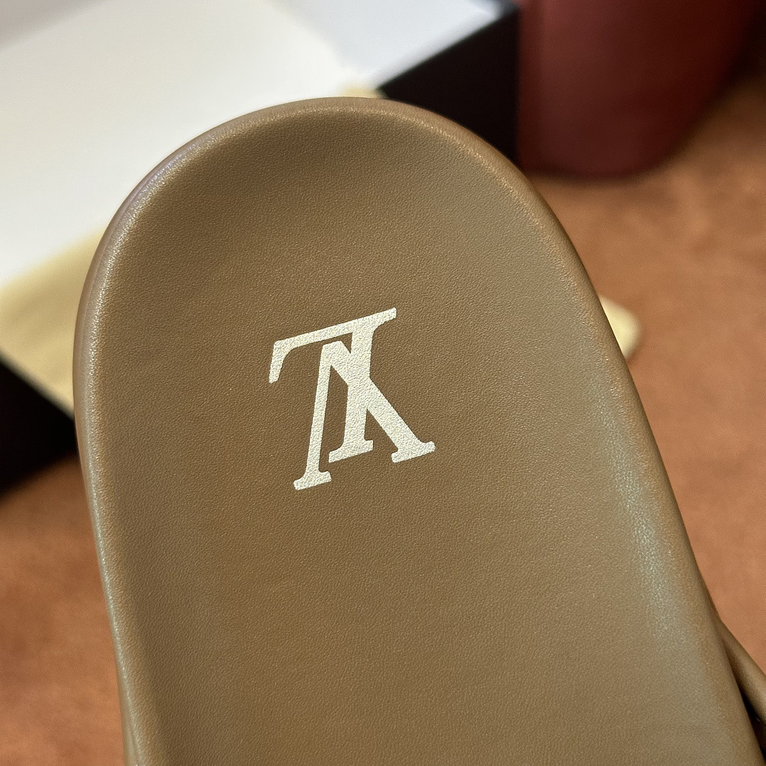 LOU1_TON SLIPPERS