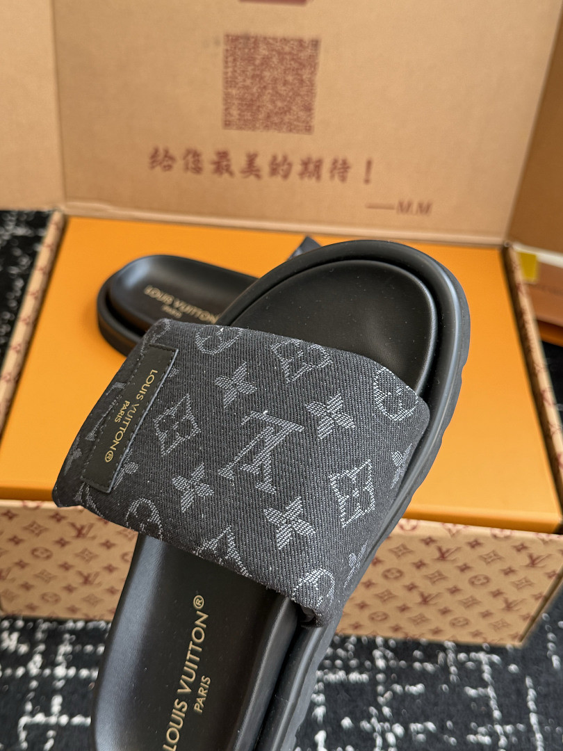 LOU1_TON SLIPPERS