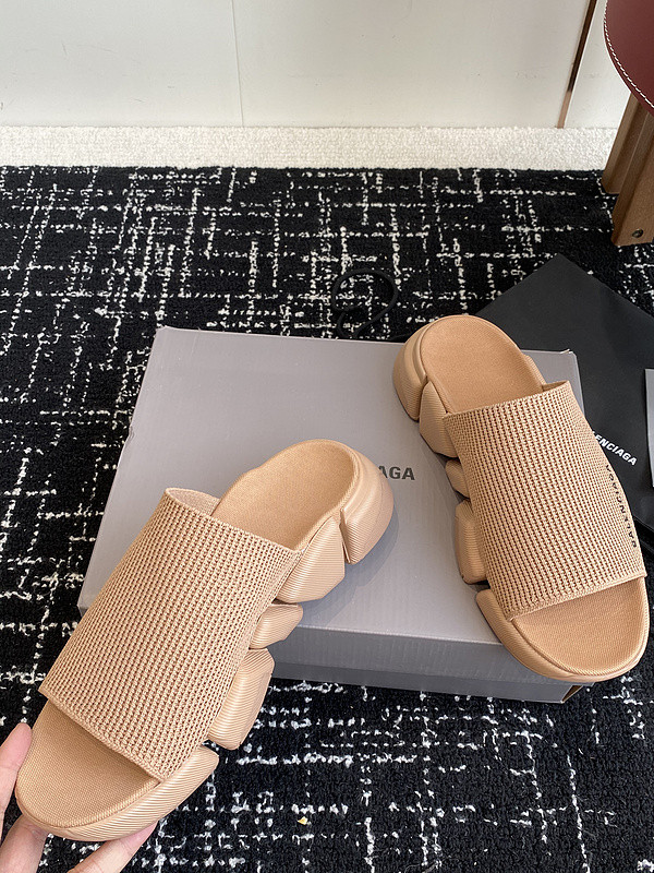 BALENCIAGA SLIDES