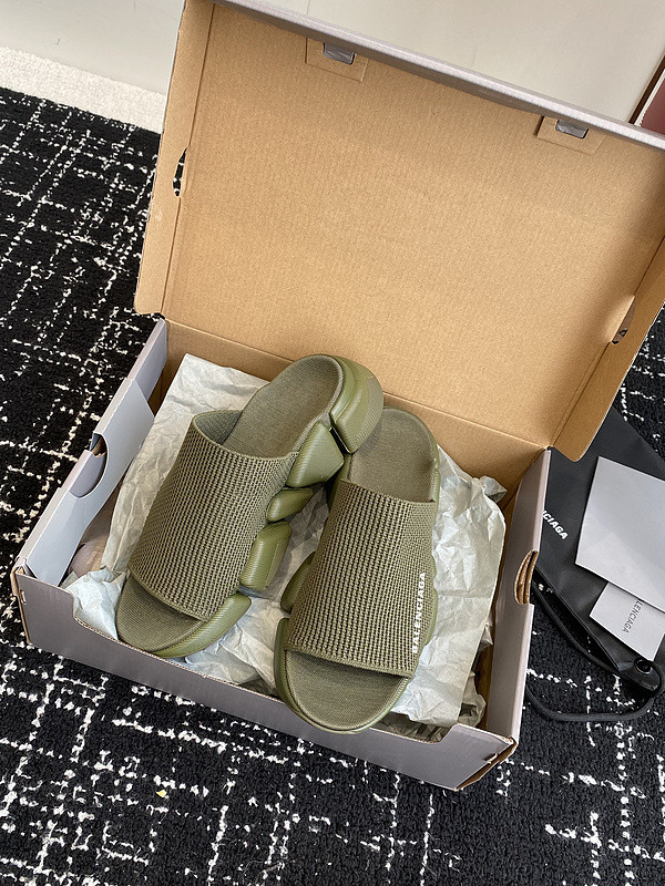 BALENCIAGA SLIDES
