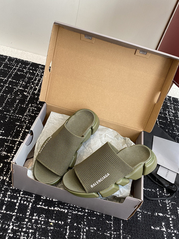 BALENCIAGA SLIDES
