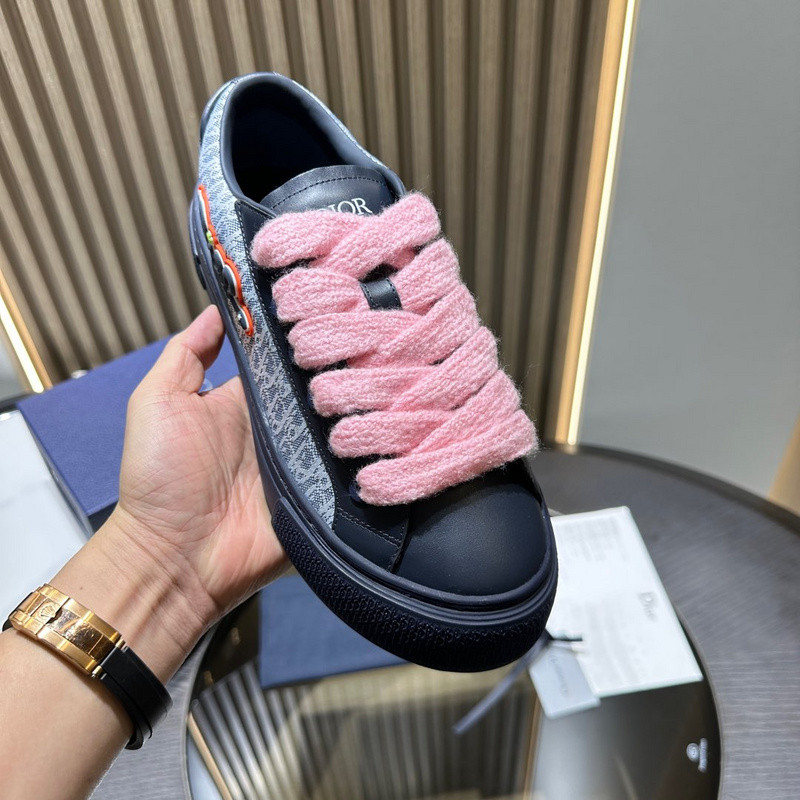 DR B33 SNEAKER