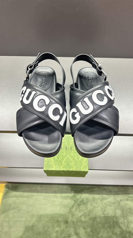 GUC LEATHER SLIDE