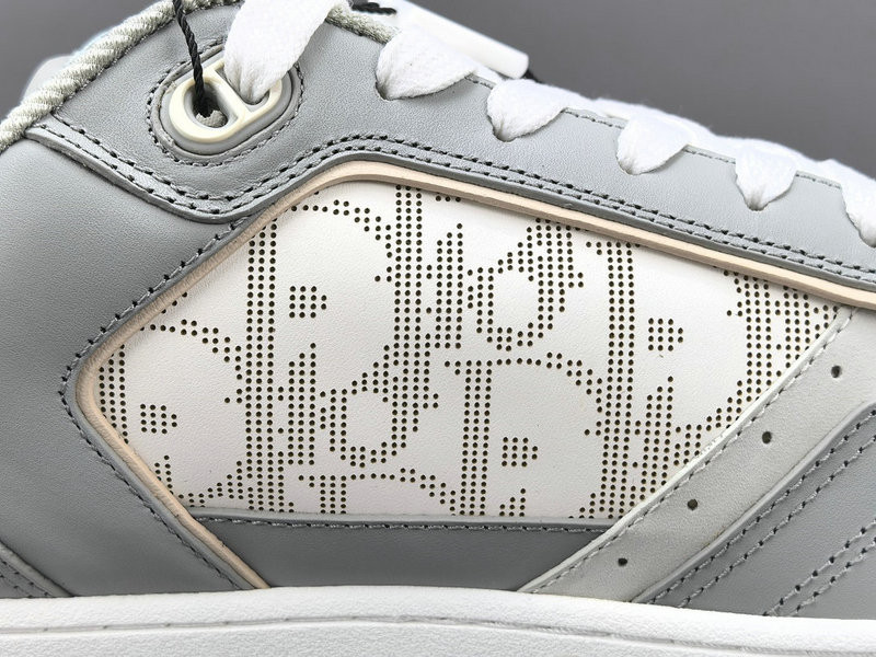 DIOR SNEAKERS
