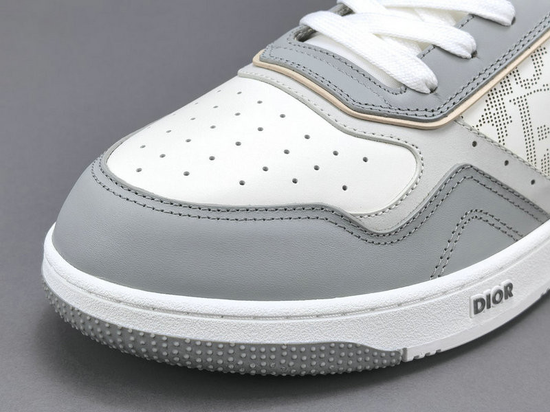 DIOR SNEAKERS