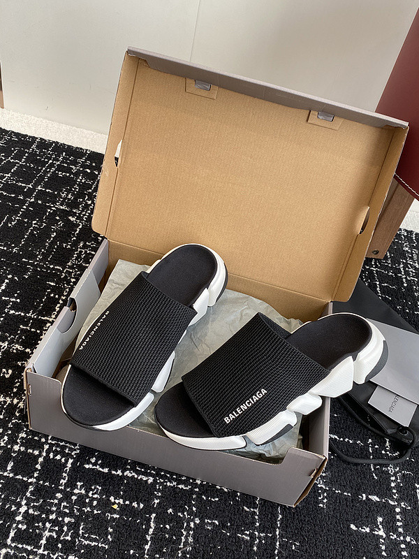BALENCIAGA SLIDES