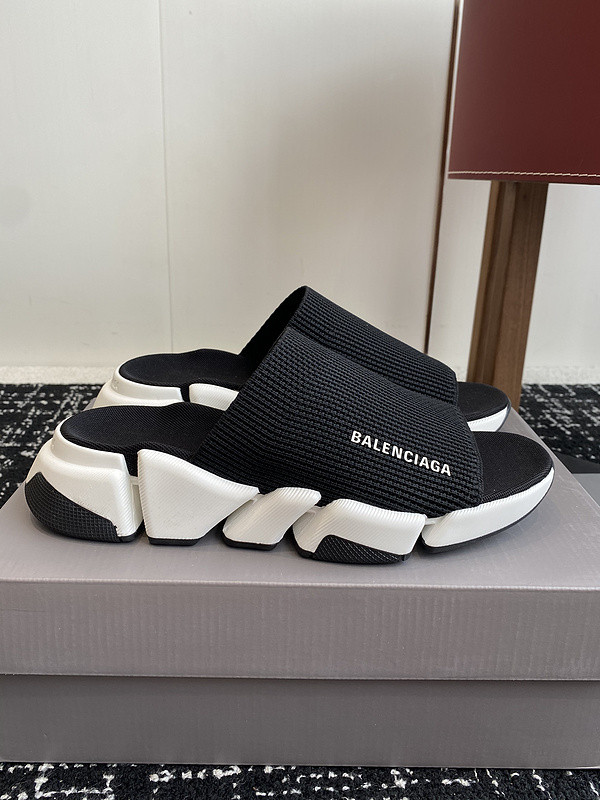 BALENCIAGA SLIDES