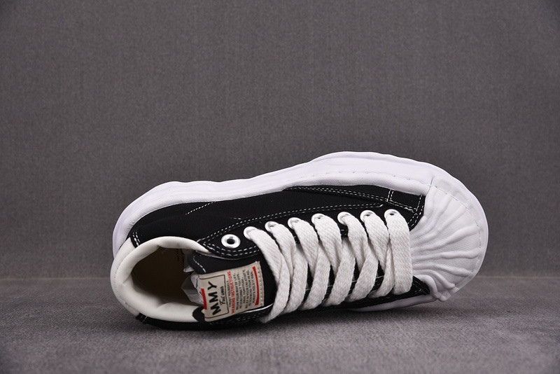 MAISON MIHARA SNEAKERS