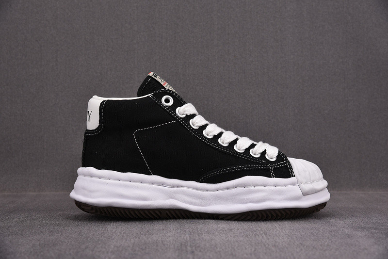 MAISON MIHARA SNEAKERS