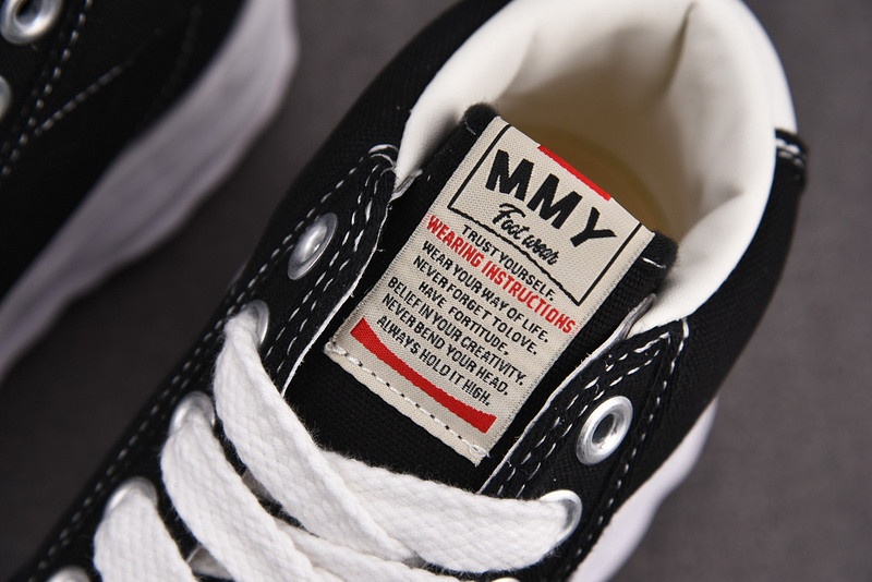 MAISON MIHARA SNEAKERS