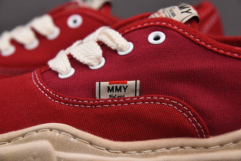 MAISON MIHARA SNEAKERS