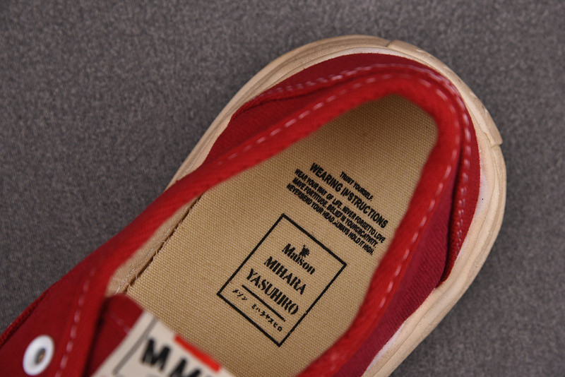 MAISON MIHARA SNEAKERS