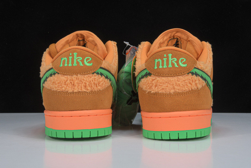 Grateful Dead x Nike SB Dunk Low “orange Bear” CJ5378 800