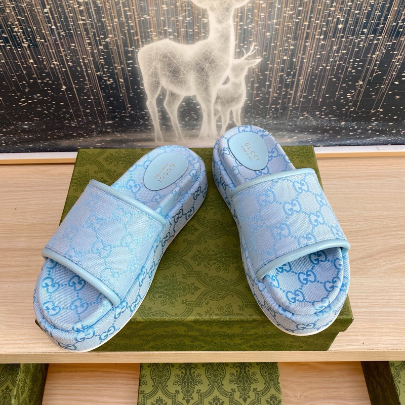 GUC LEATHER SLIDE