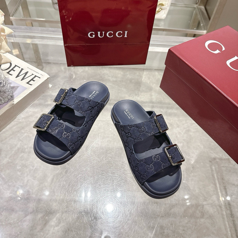 GUC LEATHER SLIDE