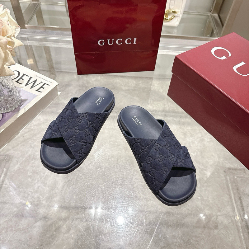 GUC LEATHER SLIDE