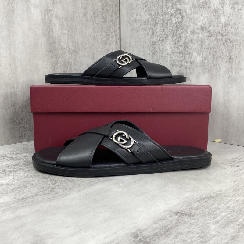 GUC LEATHER SLIDE