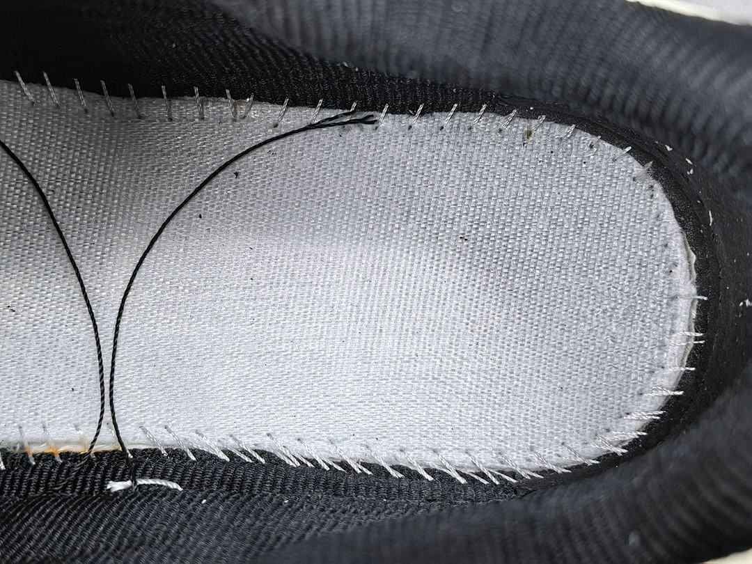 D10r SNEAKERS
