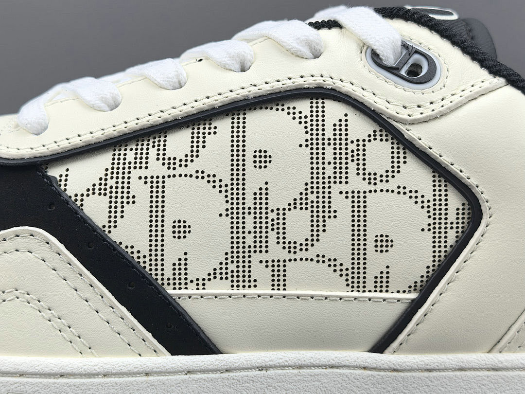 D10r SNEAKERS