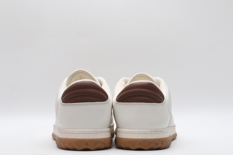 G*u*i sneakers