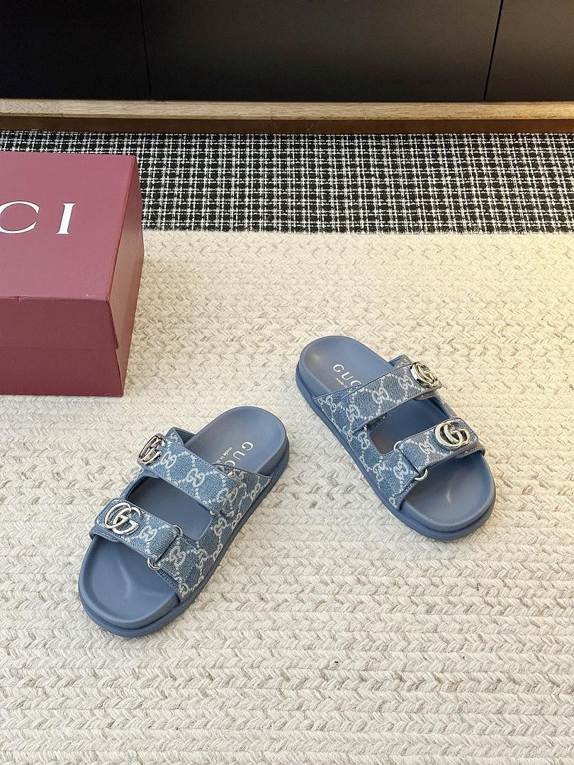 GUC LEATHER SLIDE