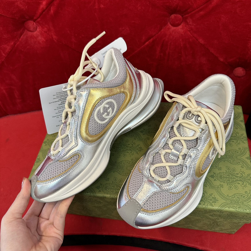 GUCC Run Lace-up Sneakers
