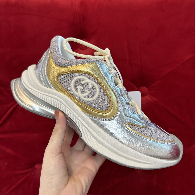 GUCC Run Lace-up Sneakers