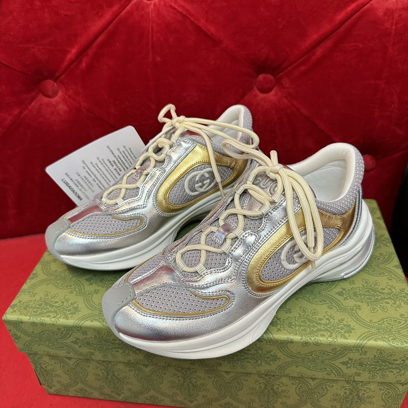 GUCC Run Lace-up Sneakers