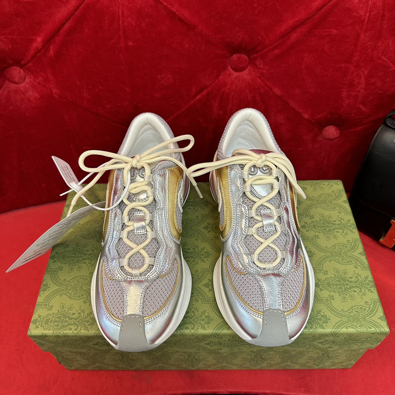 GUCC Run Lace-up Sneakers