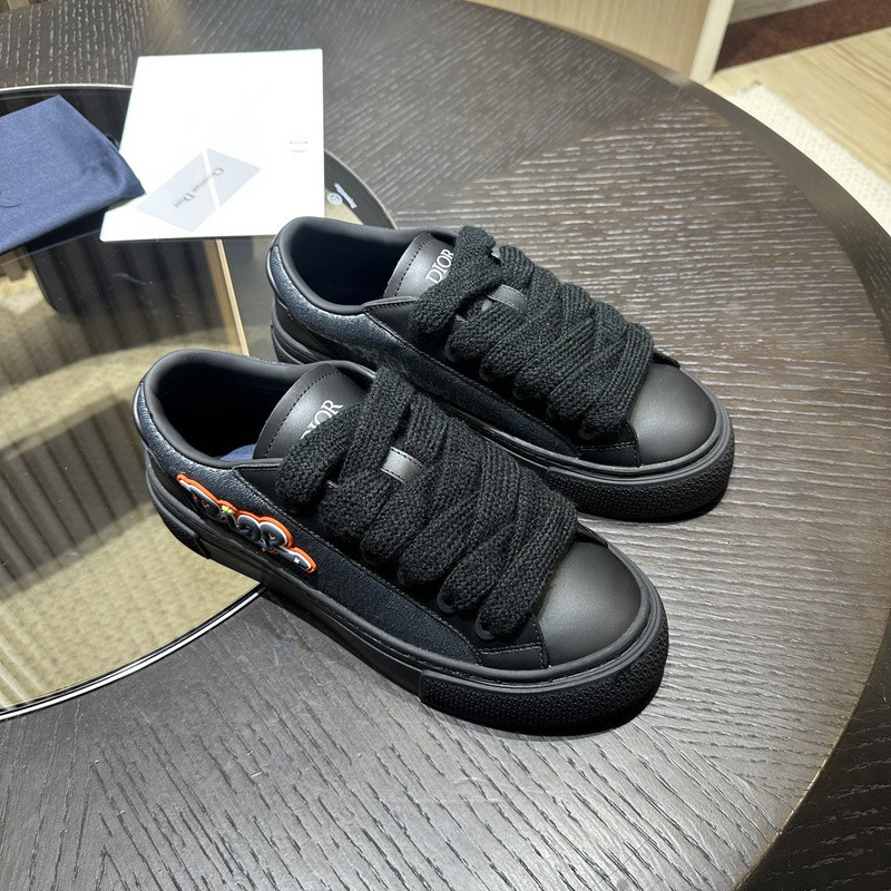 DR B33 SNEAKER