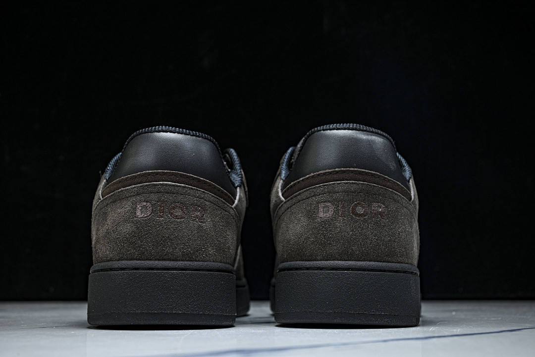 D10r SNEAKERS