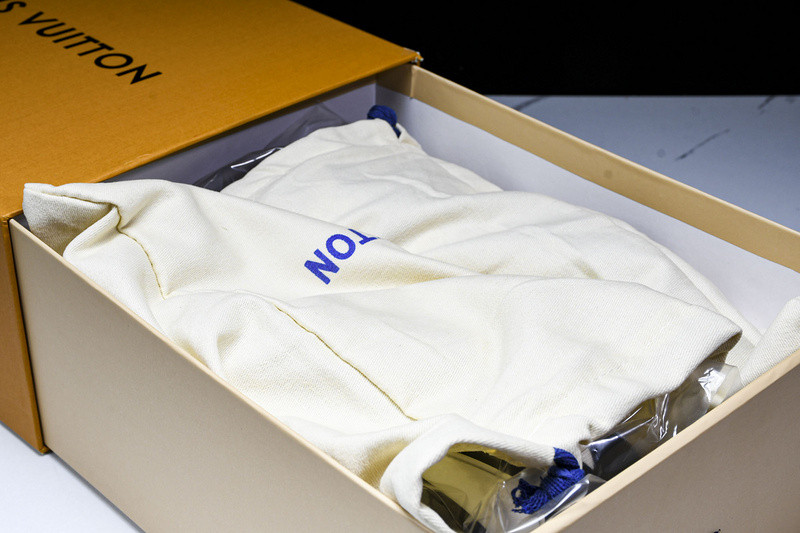 LOU1_TON SNEAKERS