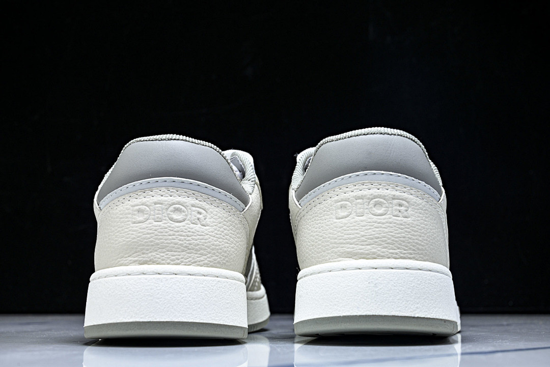 D10r SNEAKERS