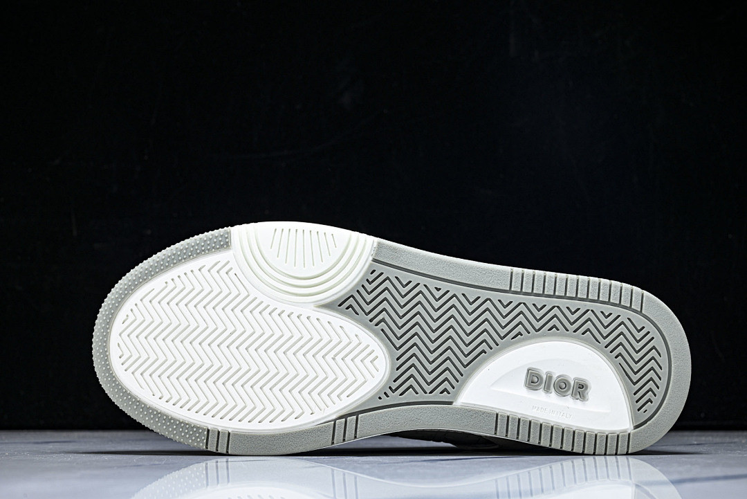 D10r SNEAKERS
