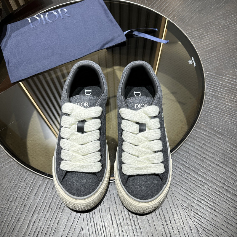 DR B33 SNEAKER