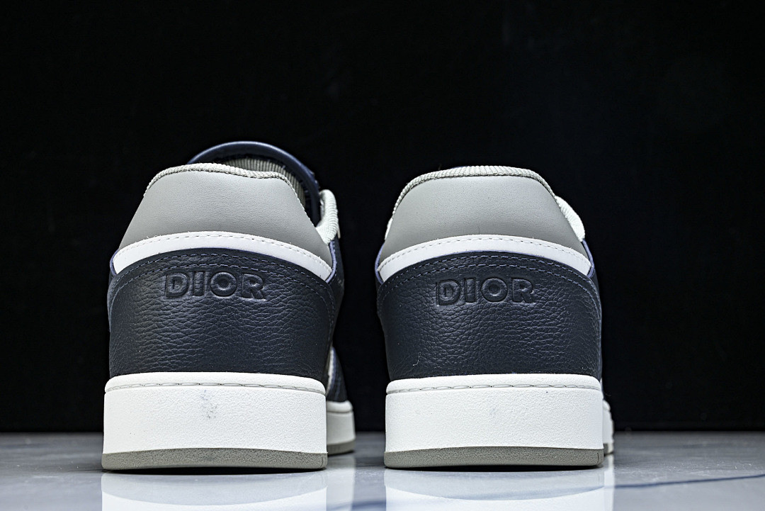 D10r SNEAKERS