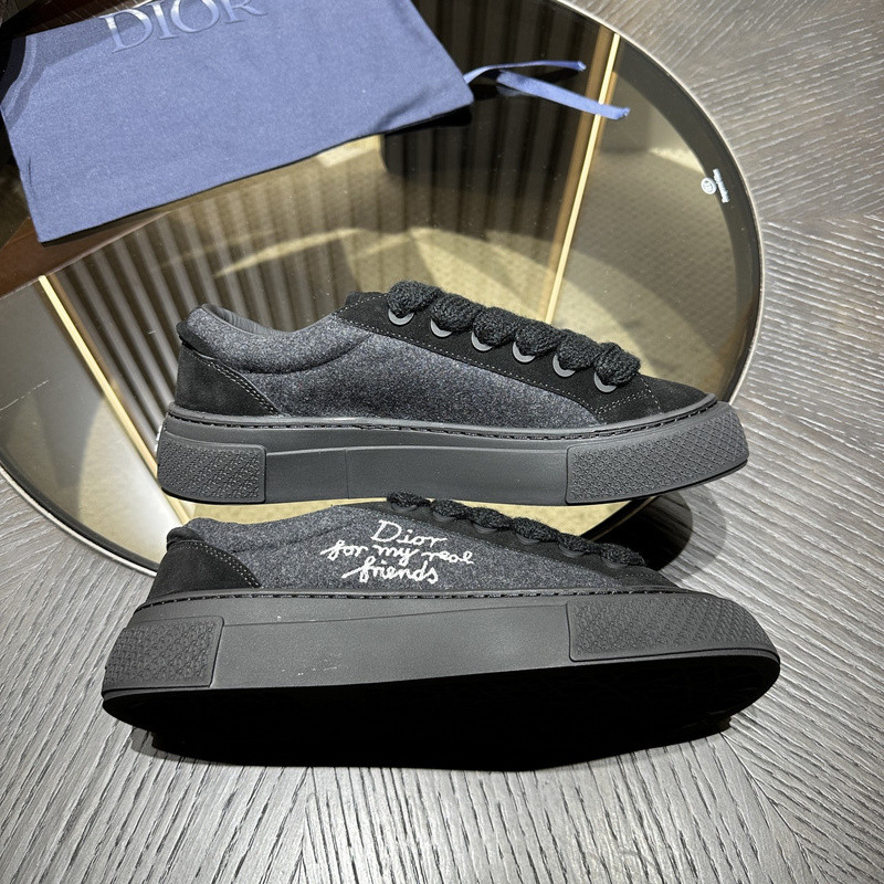 DR B33 SNEAKER