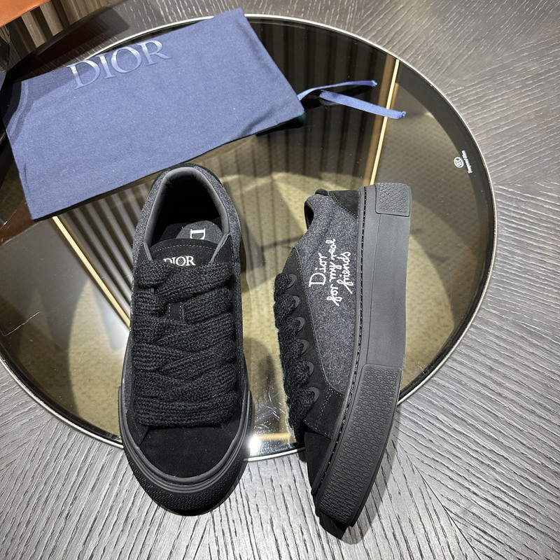 DR B33 SNEAKER