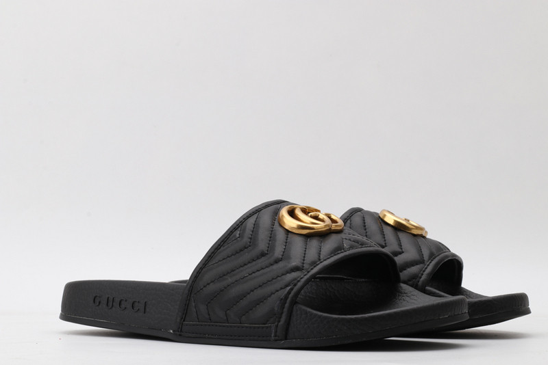 GUC LEATHER SLIDE