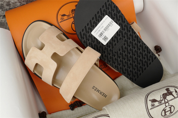 H*rmes Sandals