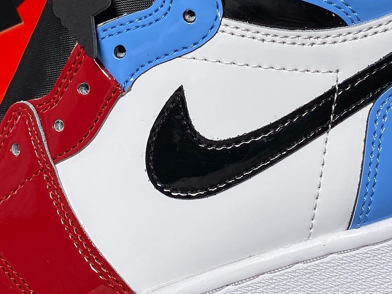AIR JORDAN 1 RETRO HIGH OG FEARLESS CK5666-100