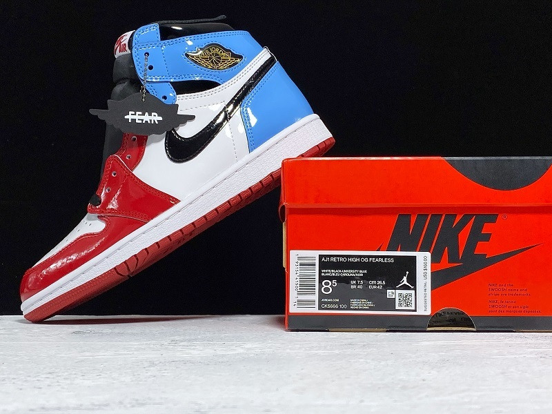 AIR JORDAN 1 RETRO HIGH OG FEARLESS CK5666-100