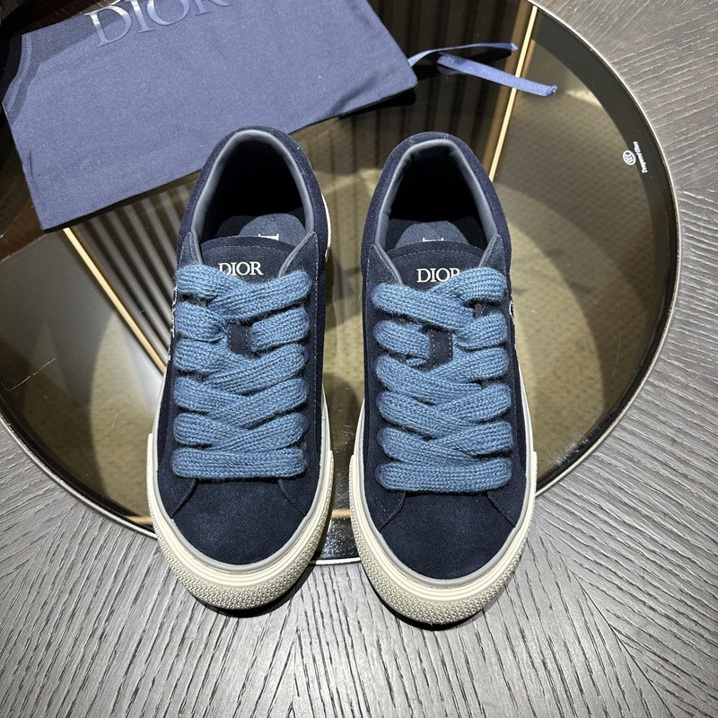 DR B33 SNEAKER