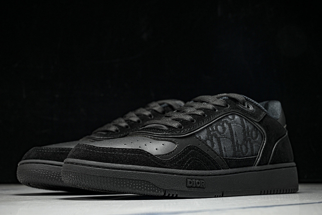 D10r SNEAKERS