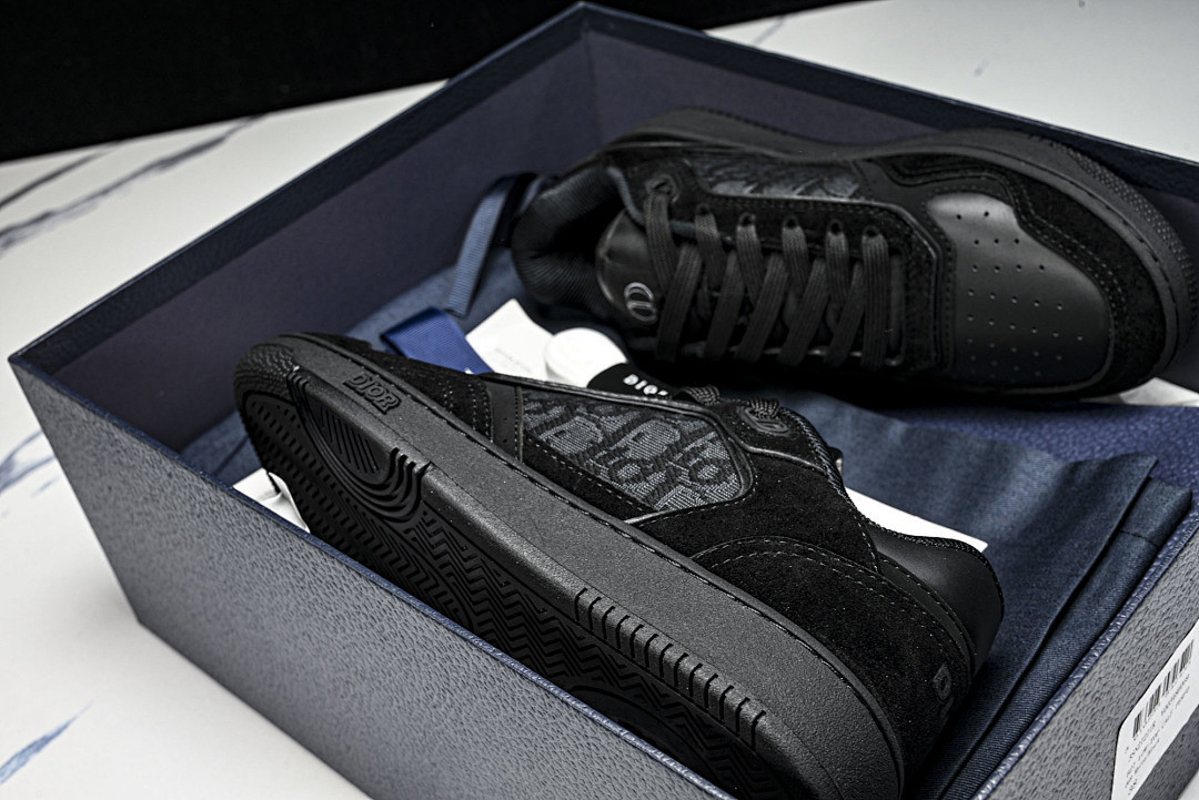 D10r SNEAKERS