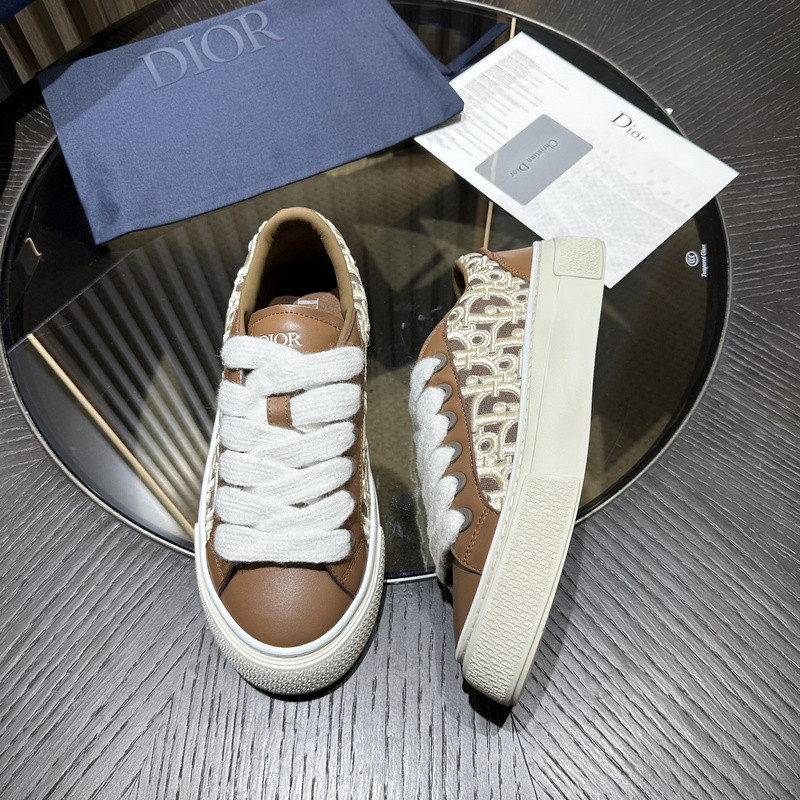 DR B33 SNEAKER