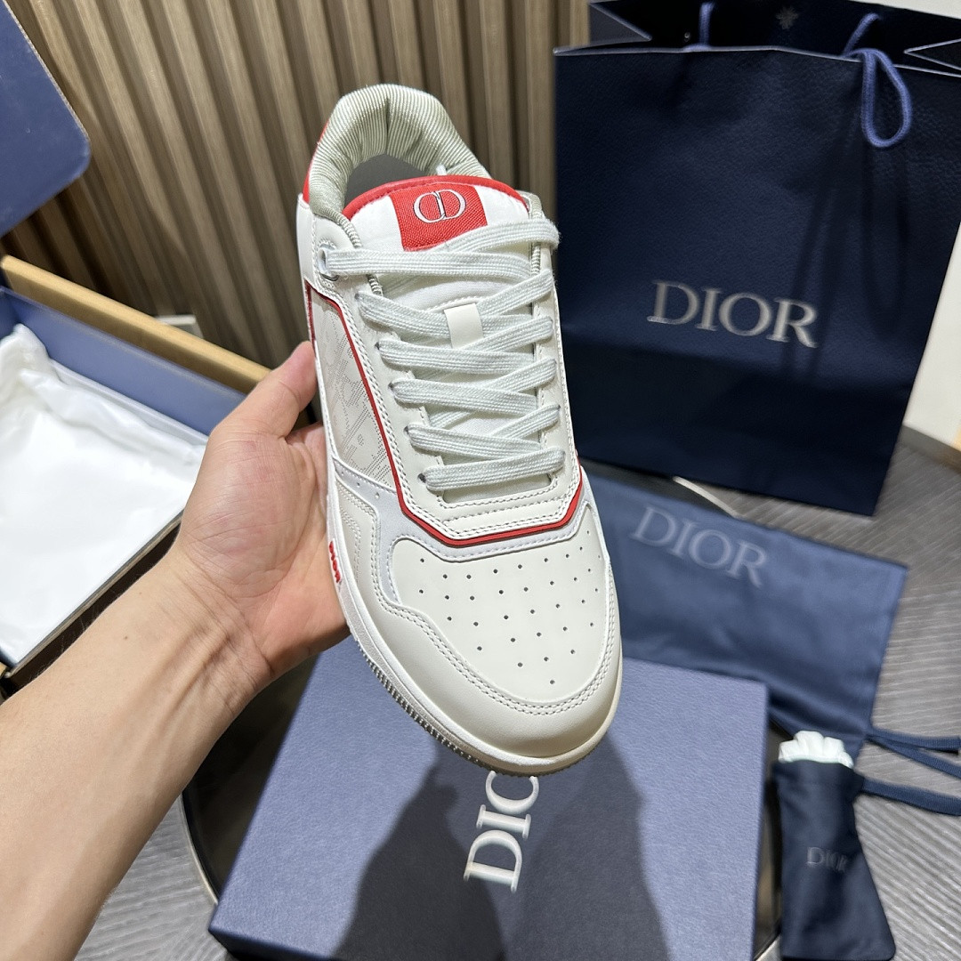 D10r SNEAKERS